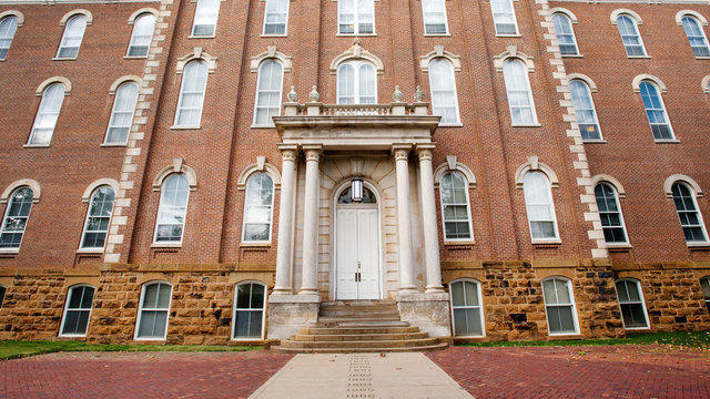 Best Law Schools in Arkansas